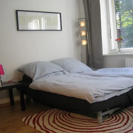 Grosszugige Ferienwohnung In Dahlem *
